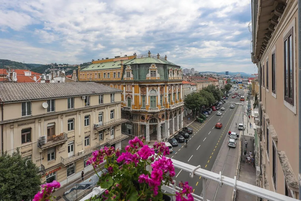 Market Inn - Zajc Rijeka Apartment